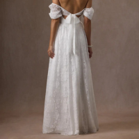 Vestido Diamante Branco de Renda de Linha A com Decote em coração
