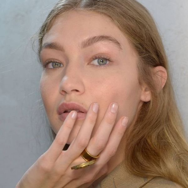 O que as Bare Nails podem te ensinar sobre o ciclo de tendências