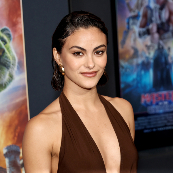 Quem é Camila Mendes, a atriz brasileira em Mestres do Universo 