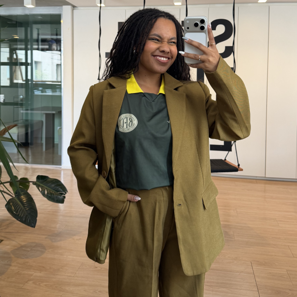 Goste ou não, a camisa de time é a peça que vai dominar os looks em 2026