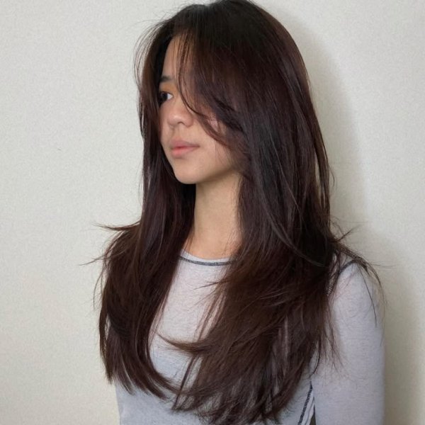8 cortes de cabelo comprido para quem procura uma mudança sutil