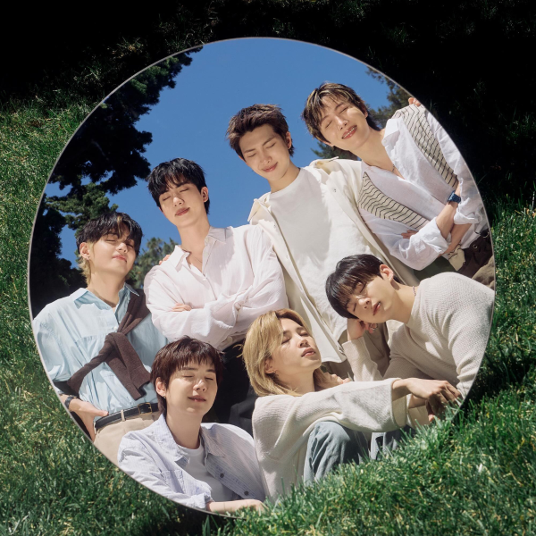 O Gramofone e o limite: o posicionamento do BTS e a longa história de fricção com a premiação