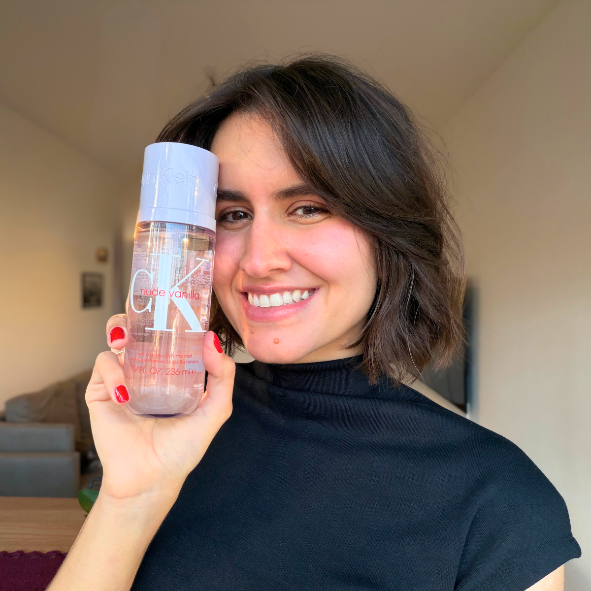 Testei os novos Body & Hair Perfume Mists da Calvin Klein e eles são perfeitos para a rotina