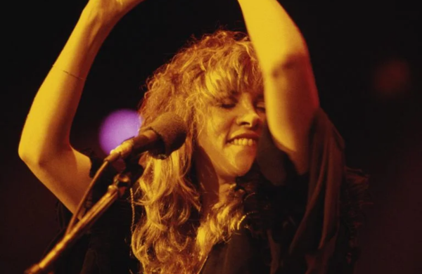 STEAL THE LOOK - COMPORTAMENTO - Stevie Nicks: a história, o estilo e o legado da bruxa do rock