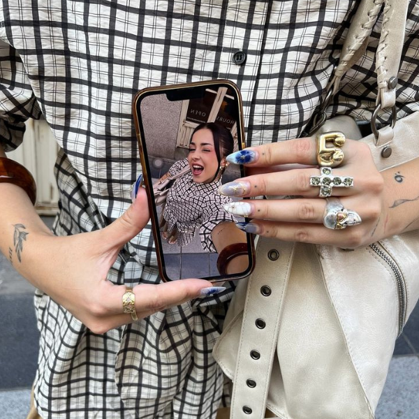 Dá pra ganhar dinheiro indicando looks? Entenda como funcionam Programas de Afiliados