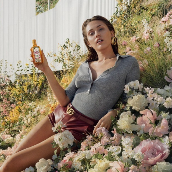 Gucci lança Flora Gorgeous Orchid Eau de Parfum Intense, com Miley Cyrus na campanha