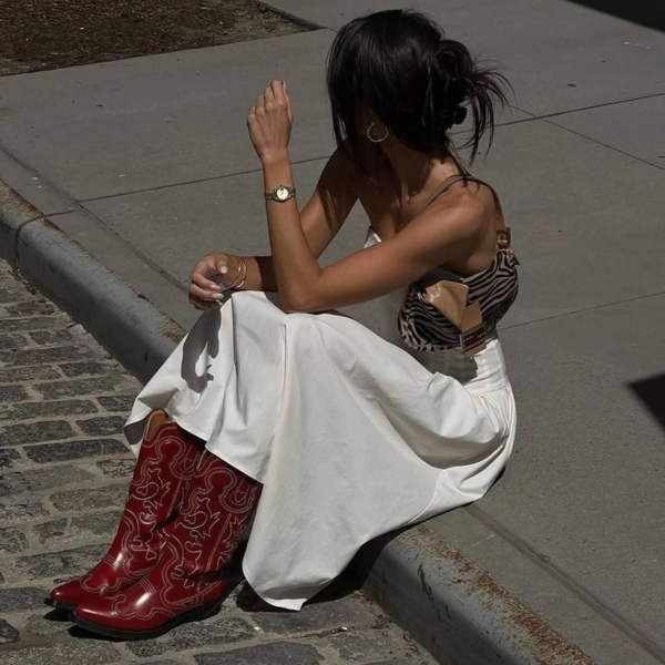 Wrong shoes: como deixar os looks mais interessantes com o sapato errado